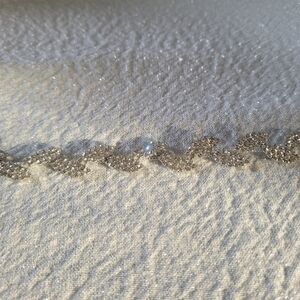 Silver Glitter Wave Trim